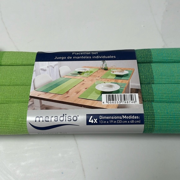 Placemats - Picture 2 of 4